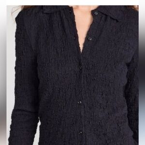 VINCE Textured Button-Up Blouse size Medium